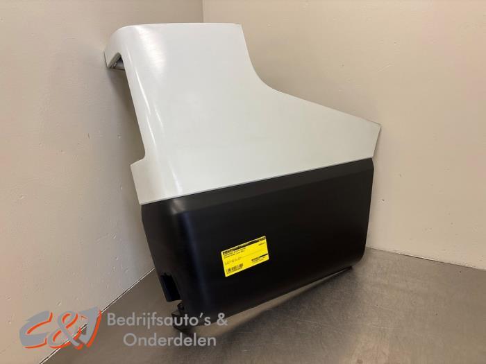 Bumperhoek rechts-achter van een Nissan NV300, Gebruikt, -, -, Ophalen of Verzenden