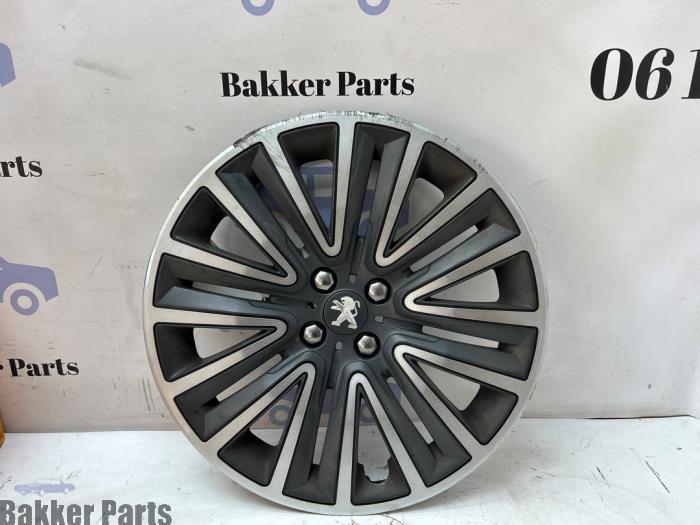 Wieldop van een Peugeot 2008, Auto-onderdelen, Banden en Velgen, Personenwagen, Gebruikt, 3 maanden garantie