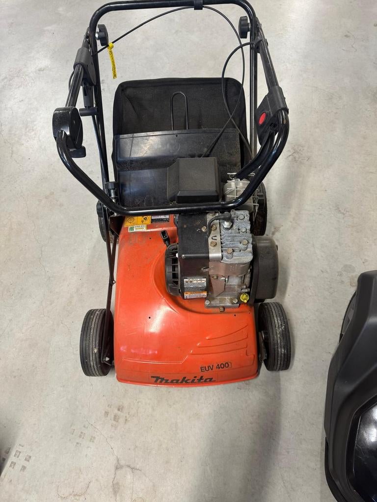 Verticuteermachine euv 400 makita benzine, Tuin en Terras, Ophalen