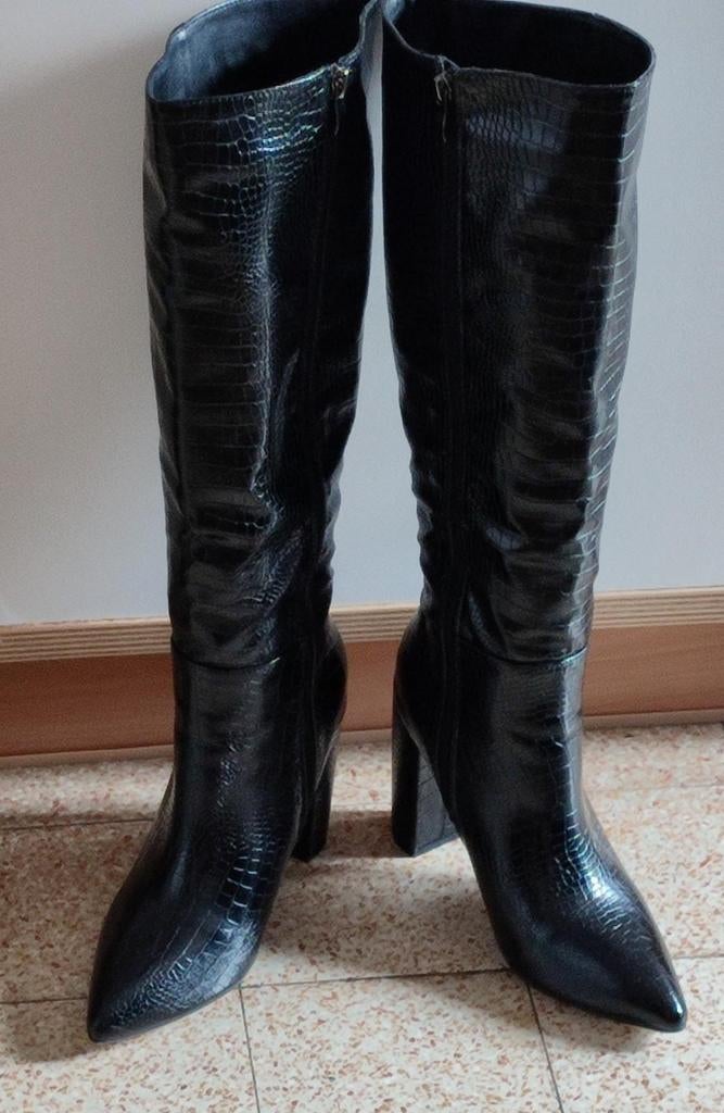 Nieuwe laarzen maat 39, Kleding | Dames, Hoge laarzen, Sans marque, Zwart, Nieuw