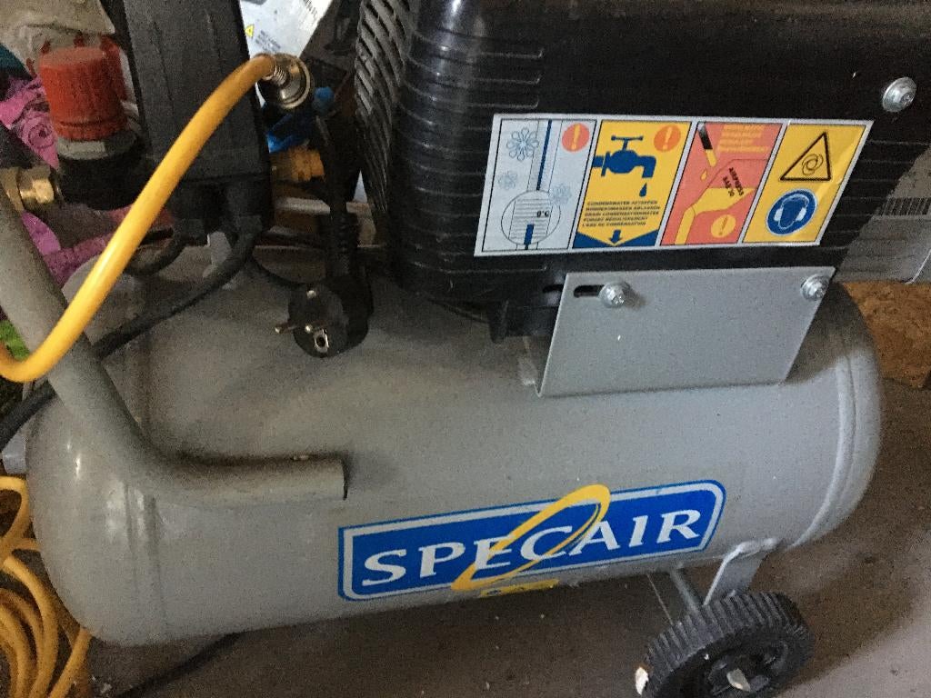 Compressor+ toebehoren, Doe-het-zelf en Bouw, Compressors, Ophalen