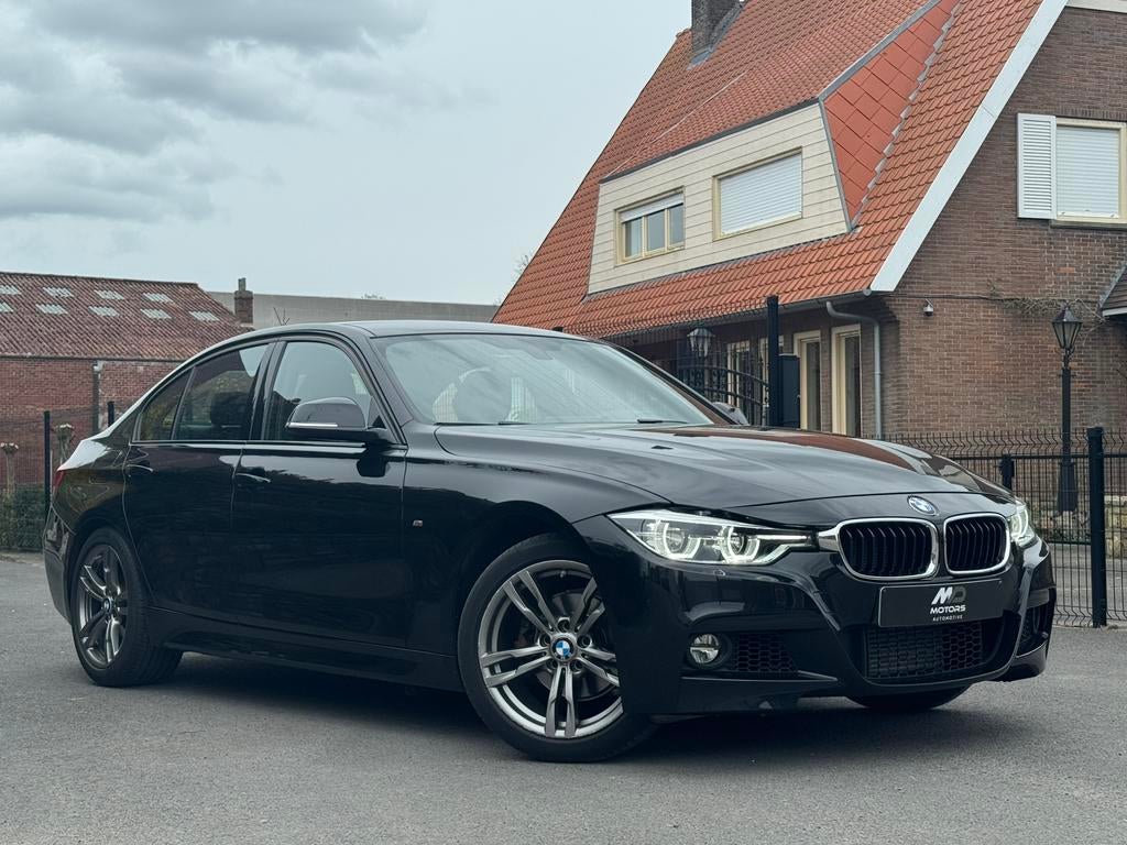 BMW 318i F30 | Mpacket | Automaat | Start/Stop | Navi | Pdc, Auto's, Automaat, Testrit aan huis, Achterwielaandrijving, Zwart