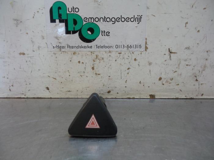 Commutateur éclairage d'urgence d'un Ford Fiesta (Fiesta 02, -, 3 mois de garantie, -, -