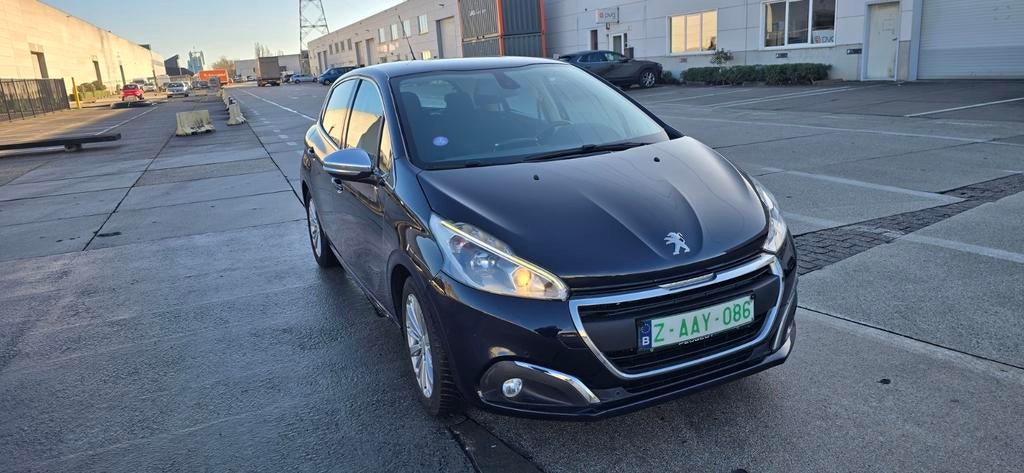 Peugeot 208 automatique essence 1,2 turbo km60 000 km 2016, Autos, Achat, Euro 6, Entreprise, Automatique