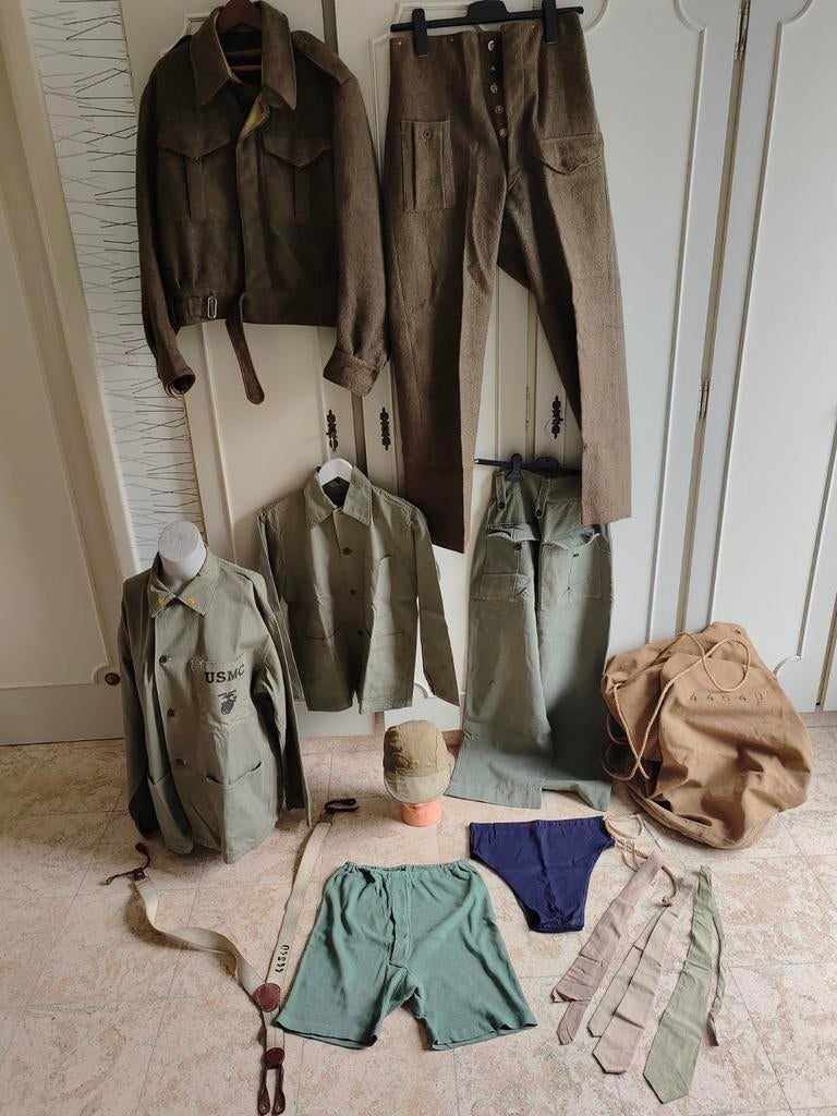 Équipement UNIQUE DU GROUPE DE COFFRE DE LA SECONDE GUERRE M, Collections, Enlèvement, Marine