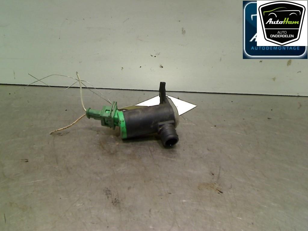 LAVE-GLACE POMPE AVANT Peugeot 206+ (2L / M) (|643460|), Utilisé, Peugeot