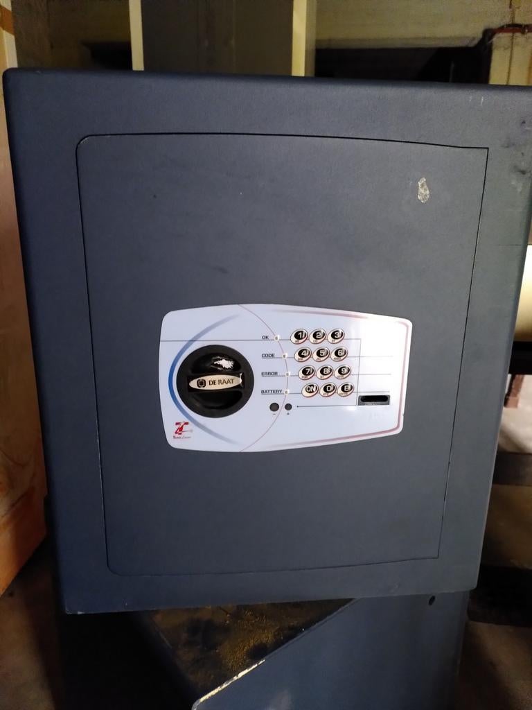 Coffre-fort Technomax (code + clé) (2), Maison & Meubles, Extincteurs & Coffres-forts, Enlèvement, Comme neuf