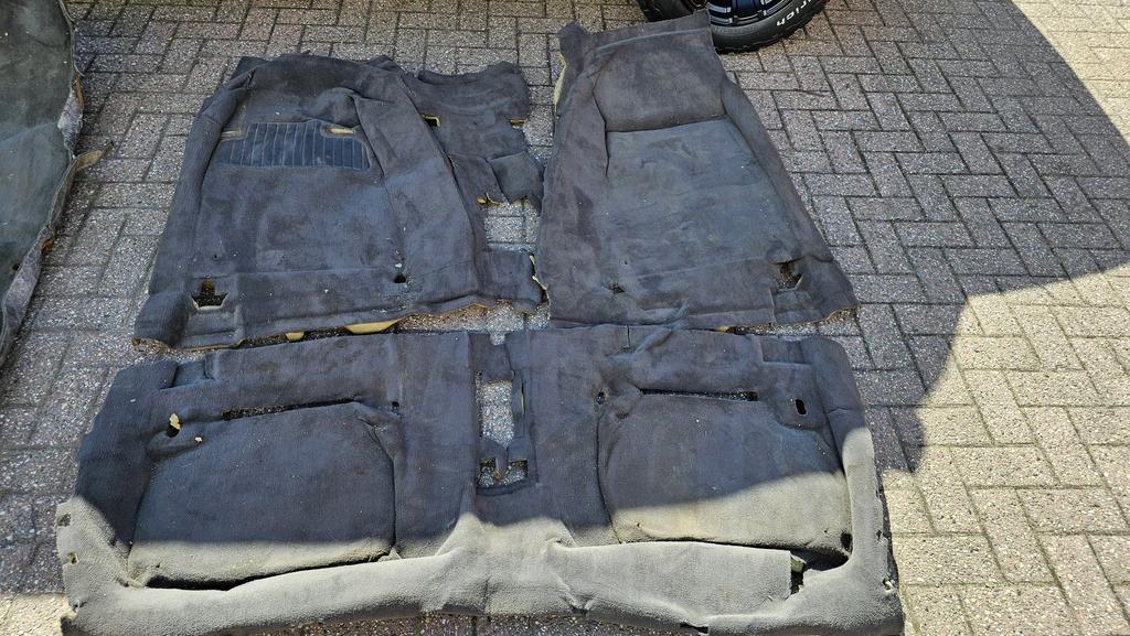 Tapijt vloerbedekking grijs antraciet BMW 3 serie E30 tourin, Autos : Pièces & Accessoires, Habitacle & Garnissage, BMW, Utilisé