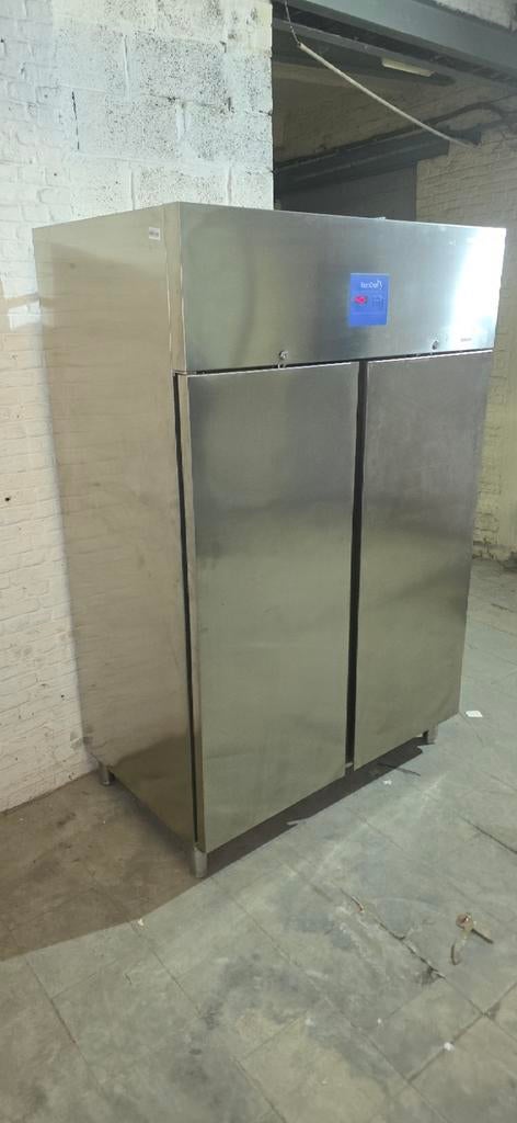 Congelateur 1400 l  état neuf, Enlèvement