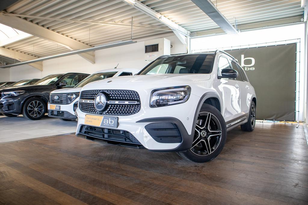 Mercedes-Benz GLB 180 AMG-LINE, PANORAMISCH DAK, CAMERA, KE, Auto's, Mercedes-Benz, 0 cilinders, https://public.car-pass.be/vhr/b9983a9b-4761-481a-bc41-a36c10468cc0
