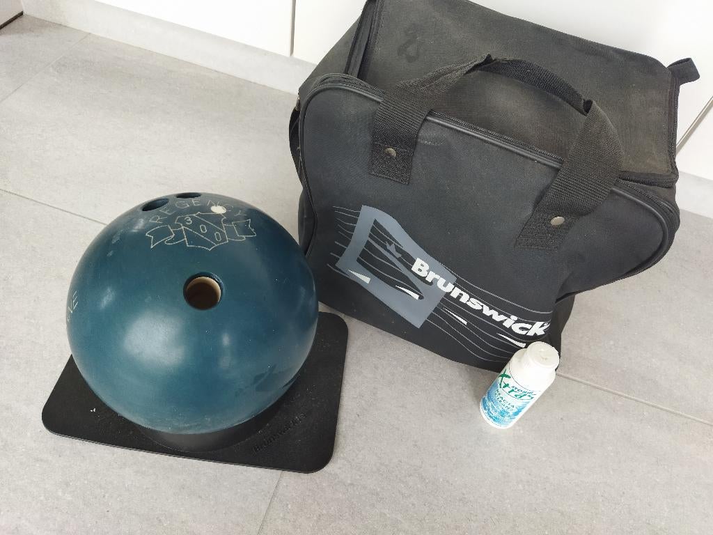 Gratis Brunswick bowlingbal met draagtas, Sport en Fitness, Bowlen, Ophalen, Gebruikt, Bal