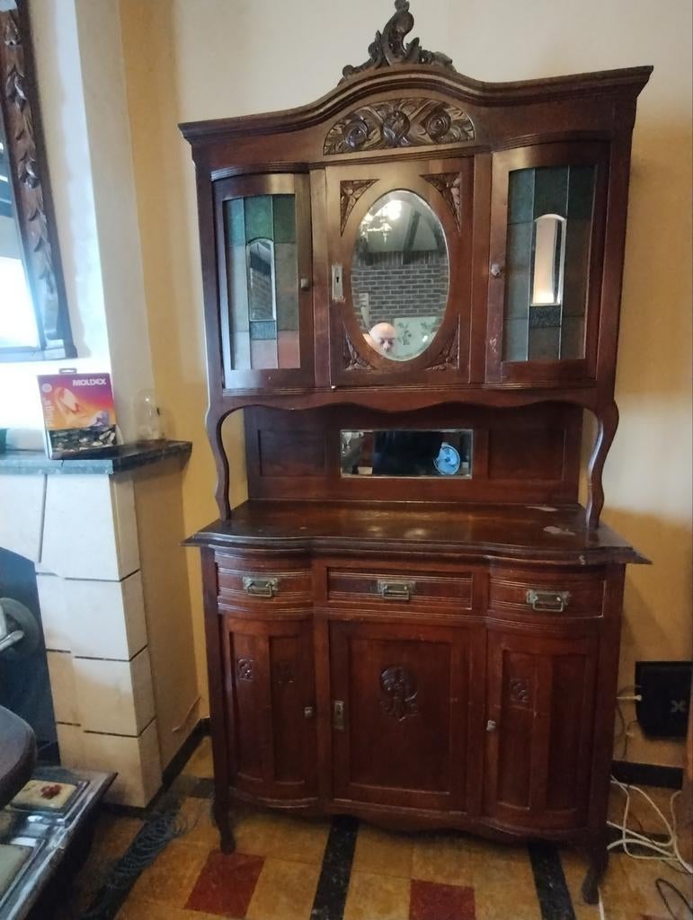 Antieke kast, Ophalen