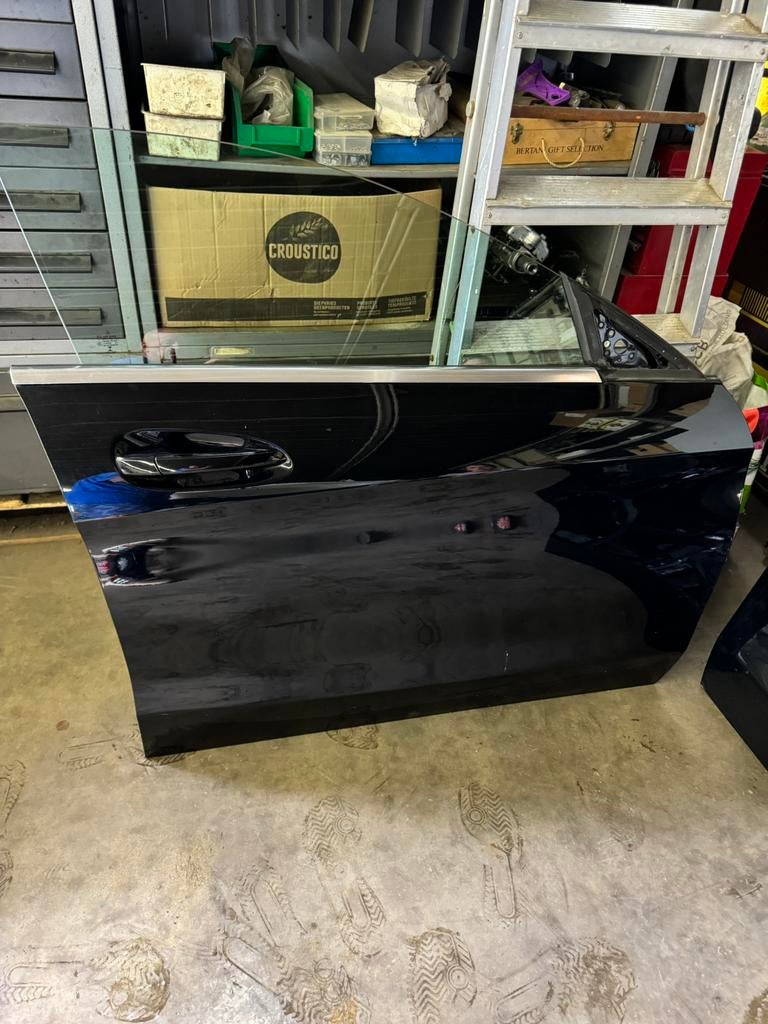 Pièces carrosserie Mercedes CLA berline mod 2016, Auto-onderdelen, Ophalen, Achter, Deur