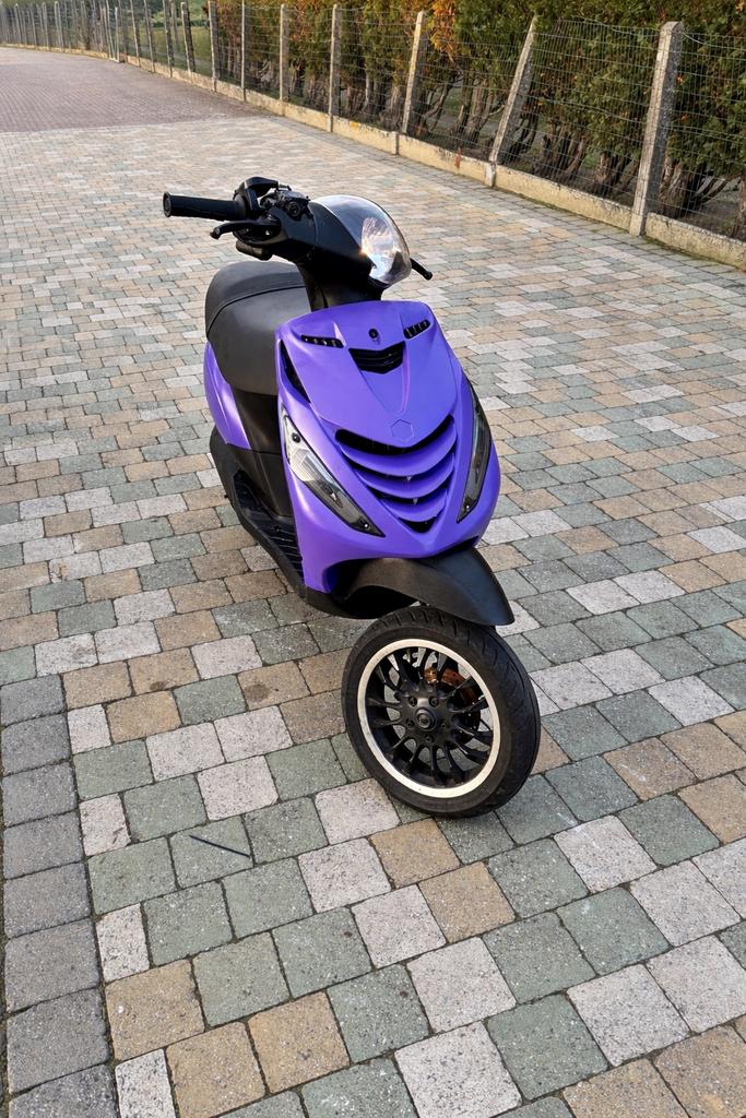 Piaggio zip onderdelen, Fietsen en Brommers, Scooters | Piaggio, Zo goed als nieuw, Zip, Ophalen