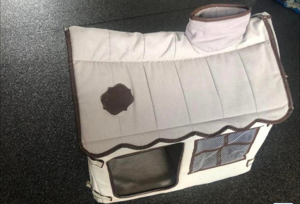 Maison pour chat pliable en tissu, Animaux & Accessoires, Paniers pour chats, Comme neuf, Enlèvement