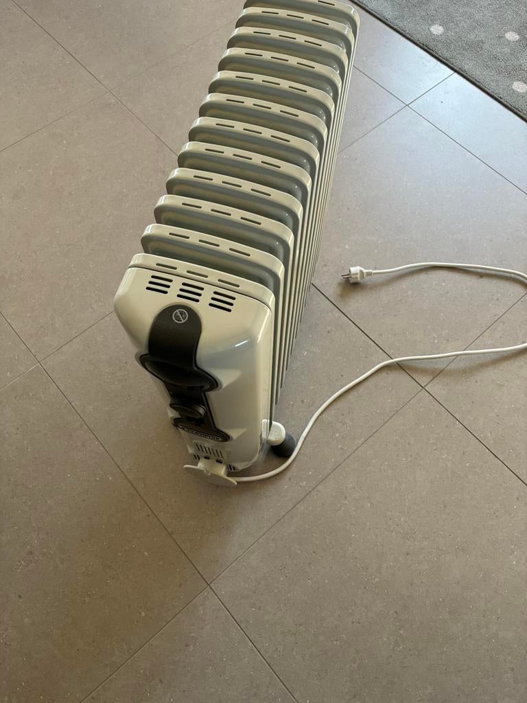 Delonghi Olieradiator, Ophalen, Zo goed als nieuw