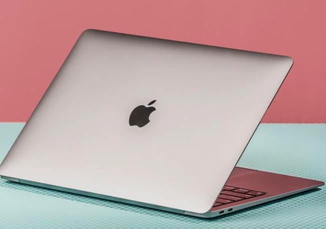 Kapote of oude laptops gezocht, Computers en Software, Ophalen, Zo goed als nieuw