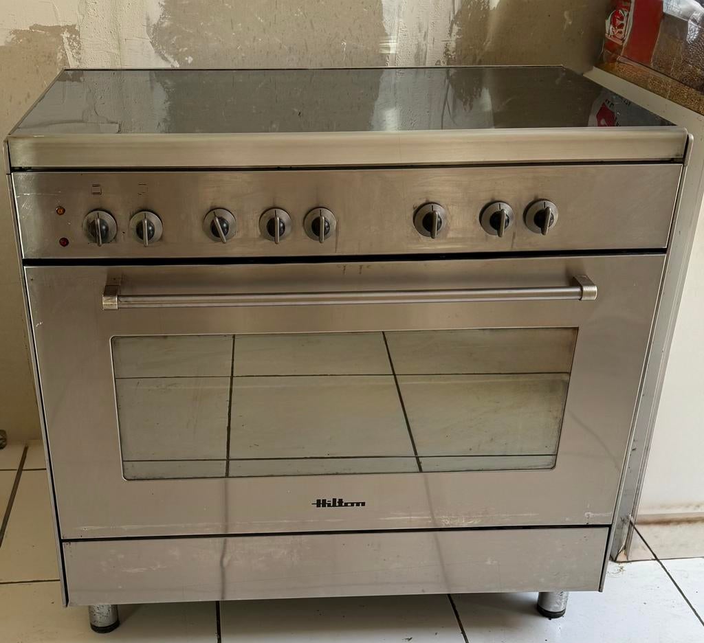 Gasfornuis met oven – inox – 5 pitten, Elektronische apparatuur, Fornuizen, Ophalen, Zo goed als nieuw, Gas, Vrijstaand