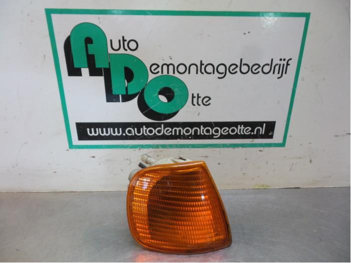 Richtingaanwijzer rechts van een Volkswagen Caddy (Caddy 95-, Gebruikt, -, Volkswagen, -