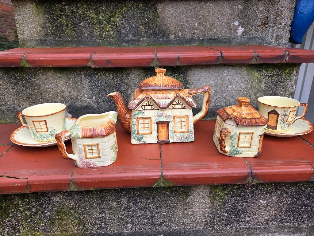 Antiek Keele handgeschilderd Engels theeservies, Antiek en Kunst, Kunst | Overige Kunst, Ophalen