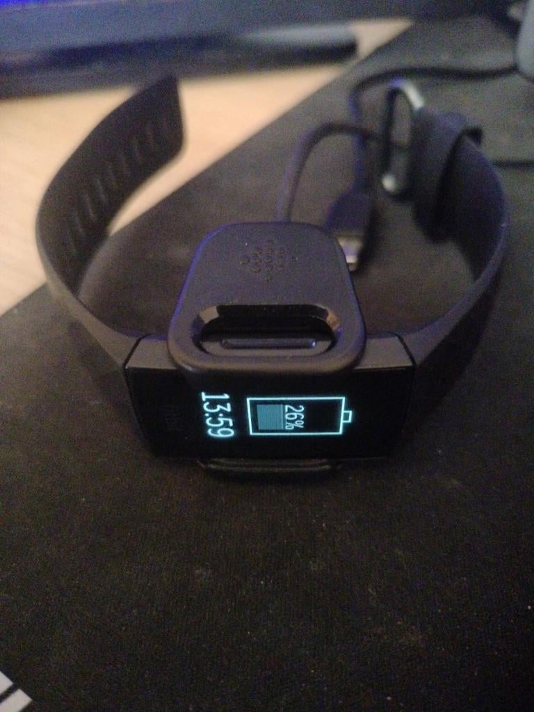 Fitbit Charge 4, Sport en Fitness, Hartslagmeters, Ophalen of Verzenden