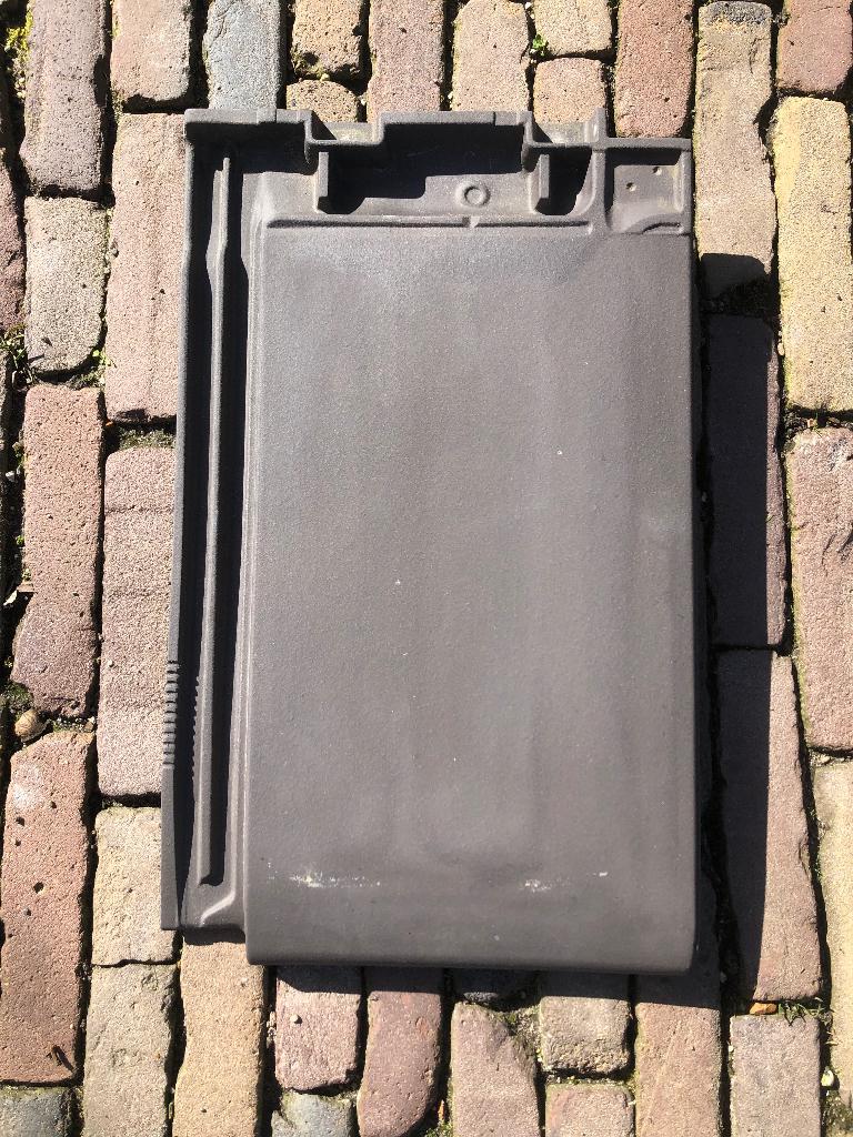 185 Nieuwe Nelskamp Nibra G10 vlakke Dakpannen., Ophalen, Nieuw, Blauw, Dakpannen