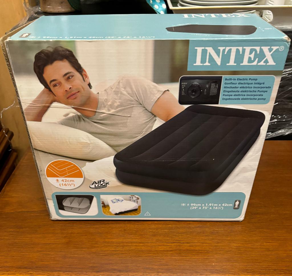 Matelas gonflable 1 personne Intex, Caravanes & Camping, Enlèvement, Neuf, 1 personne