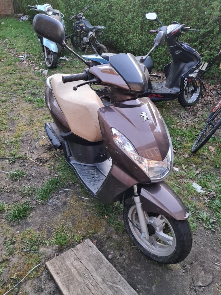 Peugeot kisbee 50cc scooter alle onderdeelen apart beschikba, Ophalen of Verzenden