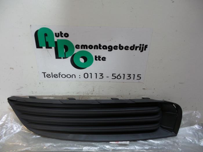 Bumper Rooster van een Opel Insignia (Insignia 08-), Auto-onderdelen, Carrosserie, Bumper, Gebruikt, 3 maanden garantie, Ophalen of Verzenden