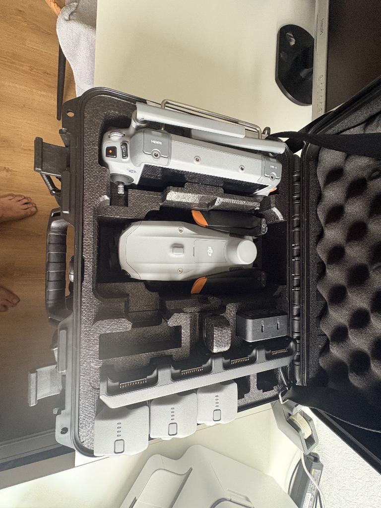 Drone Dji Matrice 4T, Neuf, Enlèvement, Quadricoptère ou Multicoptère, Avec caméra