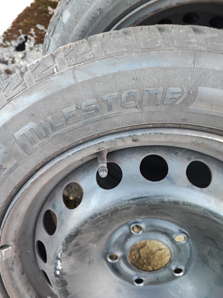 Pneus+jante millestone, Pneus et Jantes, 4 Saisons, 16 pouces, Véhicule de tourisme