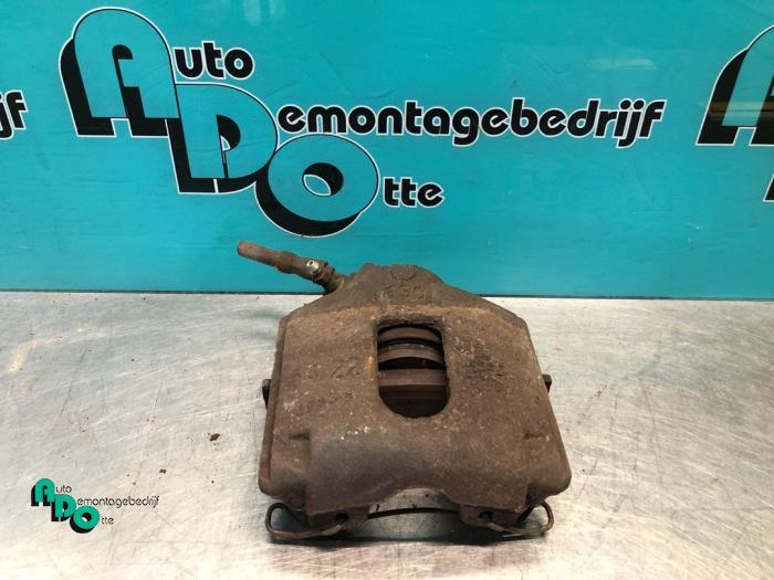 Etrier de frein (pince) avant droit d'un Ford Fusion (Fusion, -, 3 mois de garantie, -, -