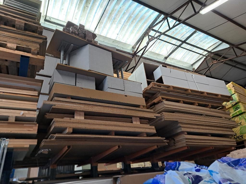 vezelplaat en sokkels, Ophalen, Zo goed als nieuw