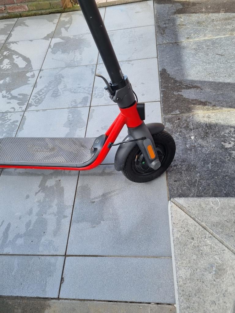 Ninebot il faut lire bien l'annonce, Vélos & Vélomoteurs, Enlèvement ou Envoi