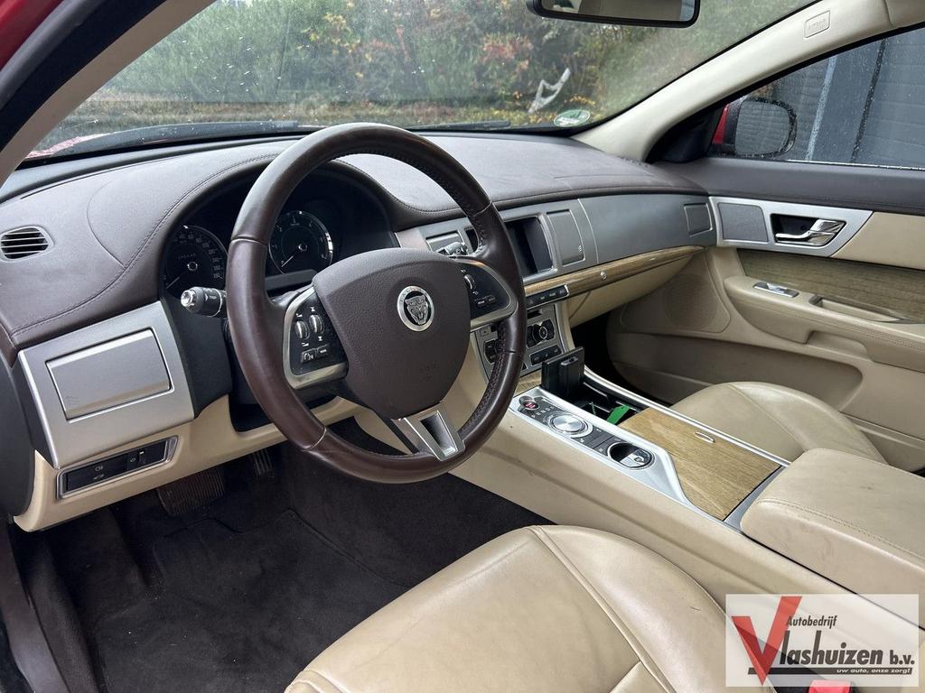 Jaguar XF 3.0D S Premium Business Edition | Leder | Pano | C, Auto's, Jaguar, Automaat, XF, Navigatiesysteem, Te koop
