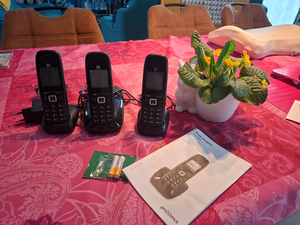 Téléphones combinés twist, Télécoms, Téléphones fixes | Combinés & sans fil, Enlèvement