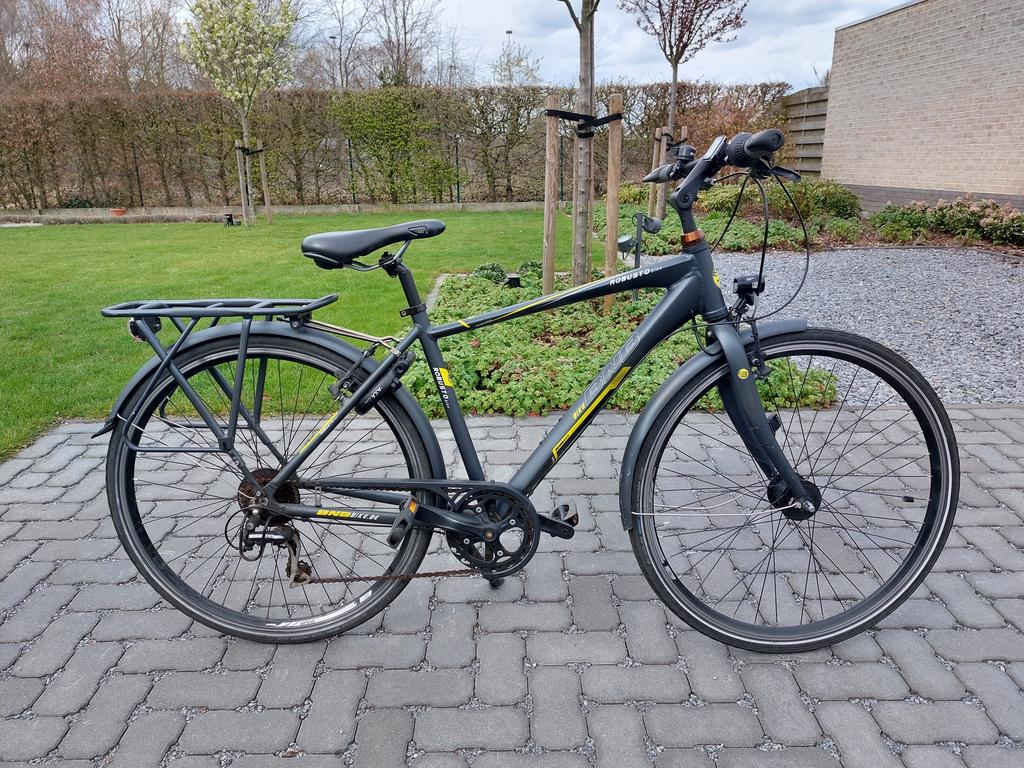 Jongensfiets BNB 28inch - grijs met geel, Fietsen en Brommers, Ophalen, Gebruikt, 26 inch of meer, Versnellingen