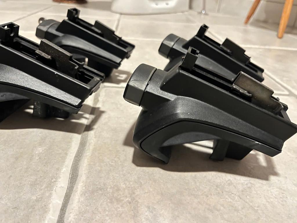 Thule Rapid 757 voetenset, Auto diversen, Dakdragers, Ophalen, Zo goed als nieuw