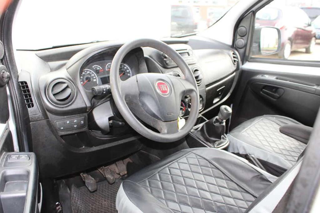 Fiat Fiorino 1.4i Lichte vracht/Airco inclusief 1 JAAR garan, Auto's, Bestelwagens en Lichte vracht, Stof, Euro 6, Bedrijf, Handgeschakeld