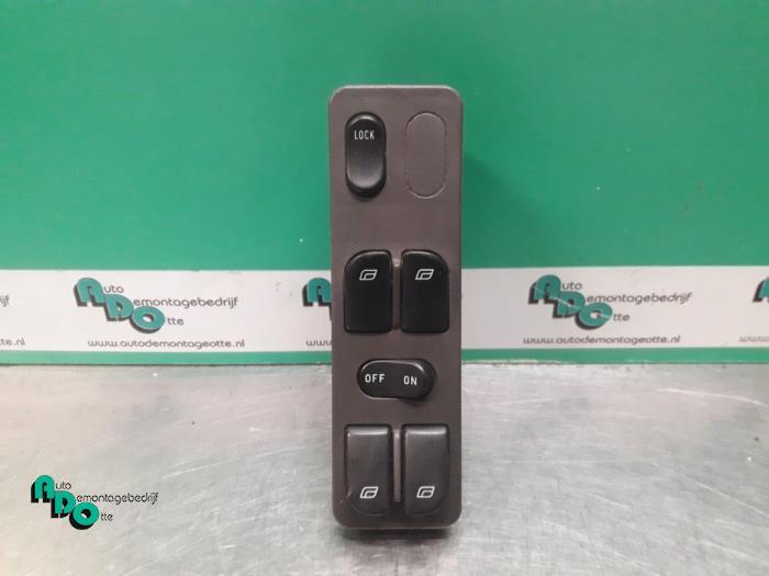 Elektrisch Raam Schakelaar van een Saab 9-3, Auto-onderdelen, Gebruikt, -, -, Ophalen of Verzenden