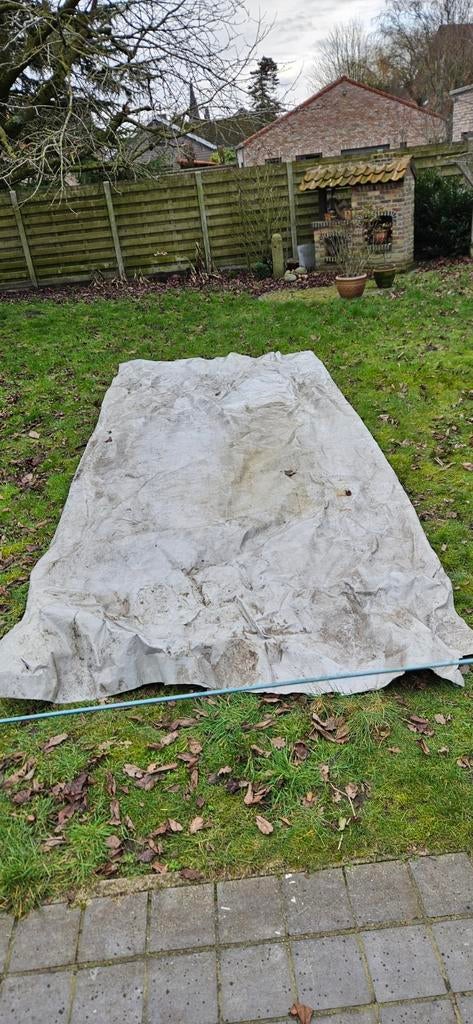 Zwaar dekzeil., Ophalen