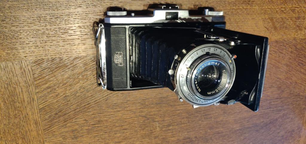 ZEISS IKONTA année 50-60, Enlèvement, 1940 à 1960, Appareils photo