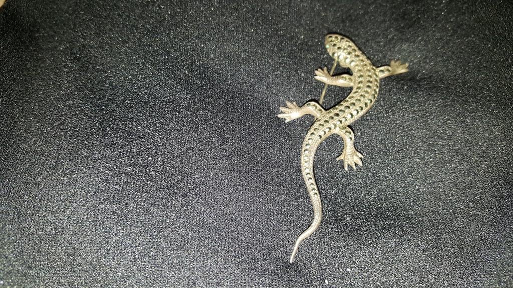 Belle Vieux Broche, Lézard (Salamandre), Argent, Enlèvement, Utilisé, Avec pierre précieuse, Argent