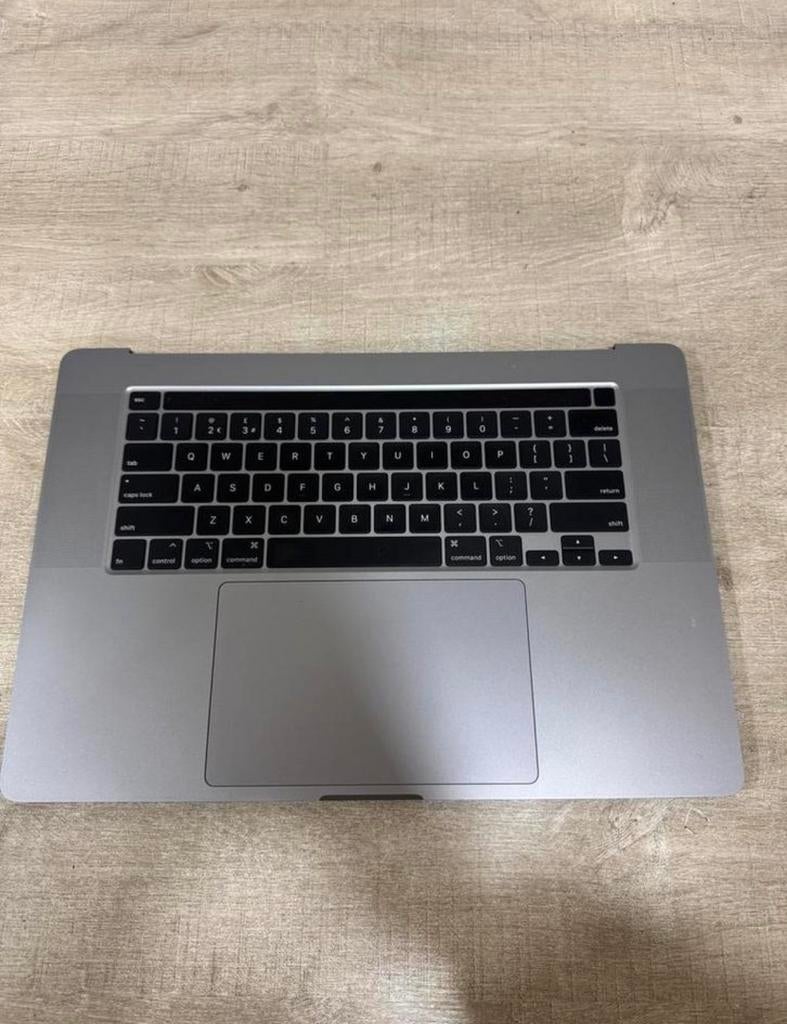 Partij 10x Macbook Pro 16” 2019 Topcases goede staat, Informatique & Logiciels, Boîtiers d'ordinateurs, Utilisé, Enlèvement