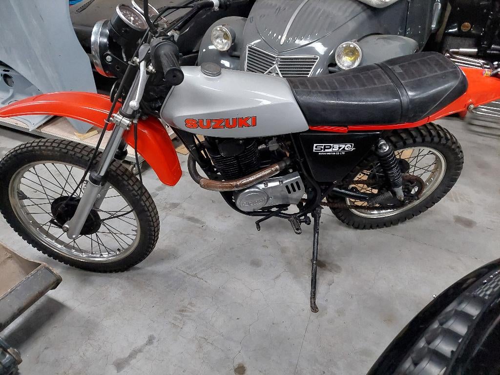 suzuki sp 370, Motoren, 370 cc, Enduro, 1 cilinder, 12 t/m 35 kW