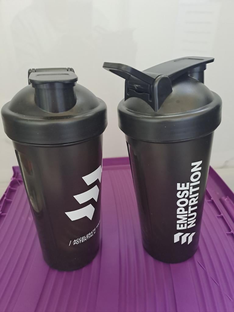 2 drinkbussen voor shakes, Enlèvement, Comme neuf