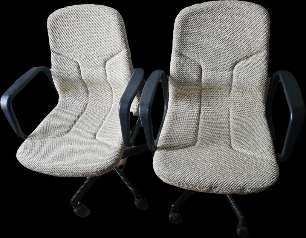 2 chaises de bureau sur roulettes, Enlèvement, Beige