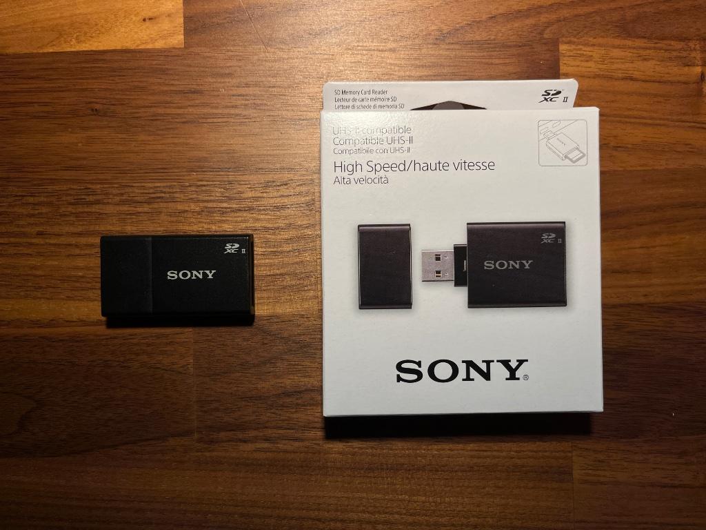 SONY MRWS1 Lecteur carte mémoire SD UHD-II / UHS-I, Enlèvement ou Envoi, Neuf, SD, Sony
