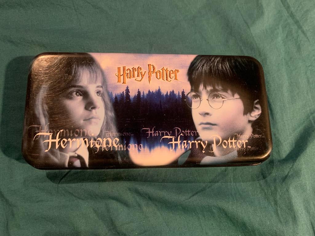 Boîte a crayons Harry Potter à l’école des sorciers, métal, Utilisé, Ustensile