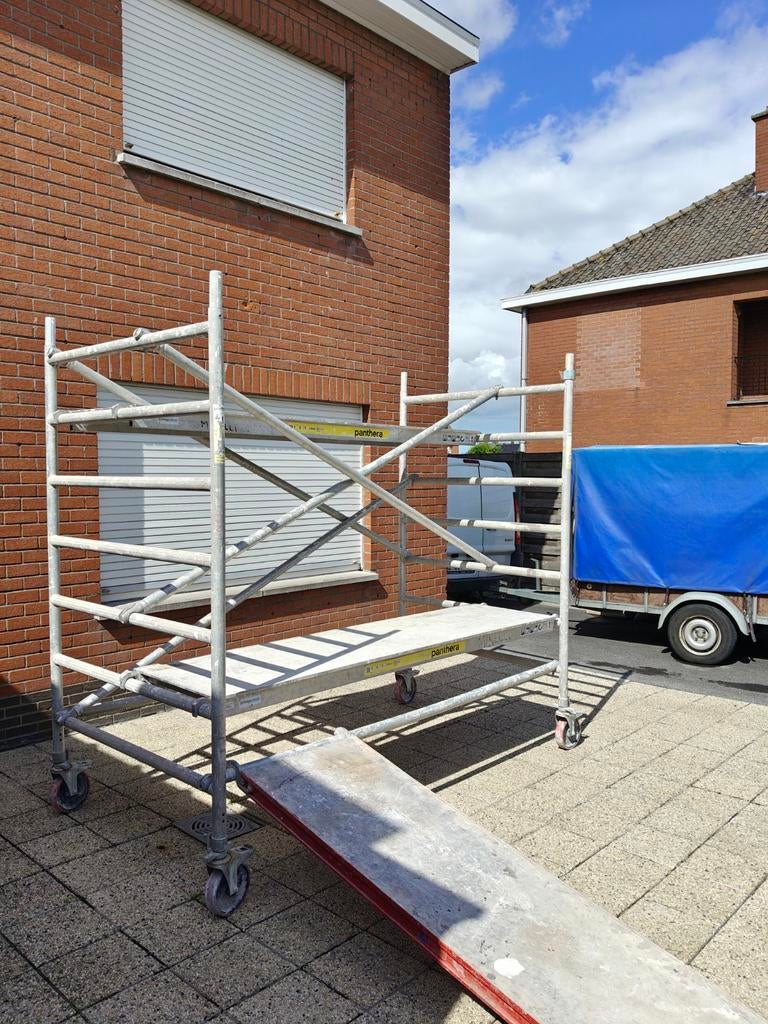 Verschillende schoren en steigers te huur, Doe-het-zelf en Bouw, Steigers, Zo goed als nieuw, Ophalen of Verzenden